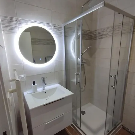 Proche Cure * Rochefort (Charente-Maritime)