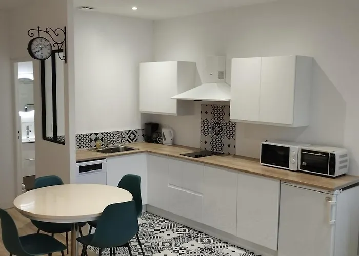 Proche Cure Apartment